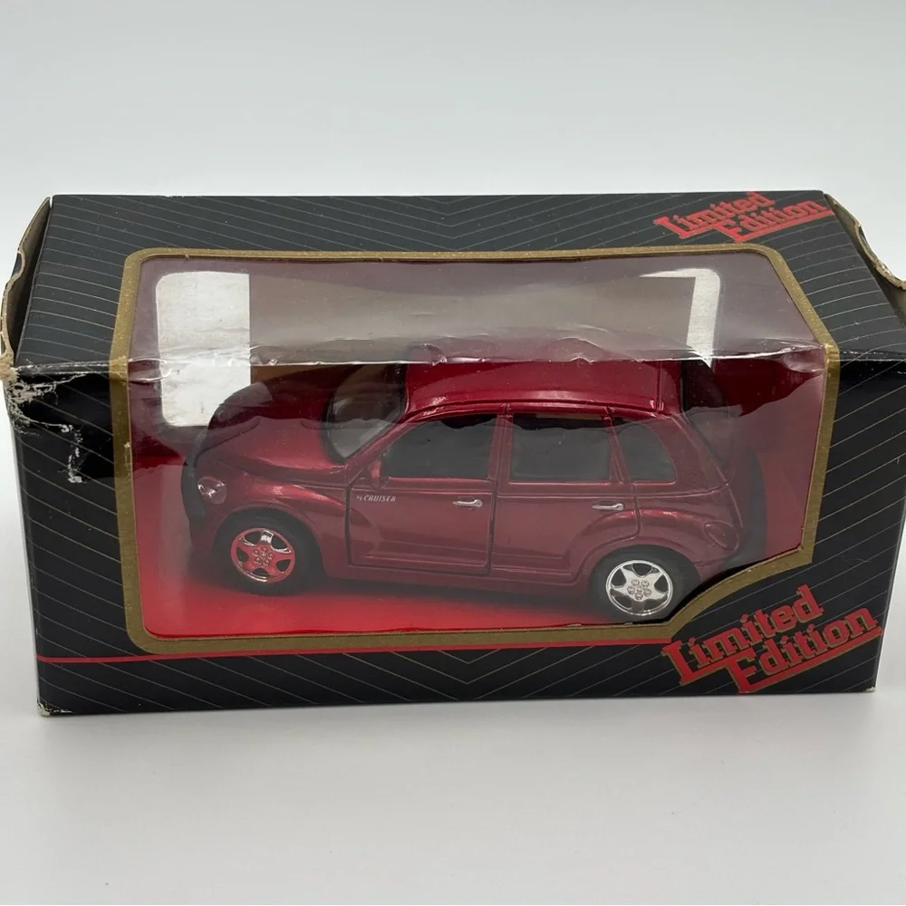 limited edition Chrysler PT Cruiser‎ Die Cast 1/18 Model